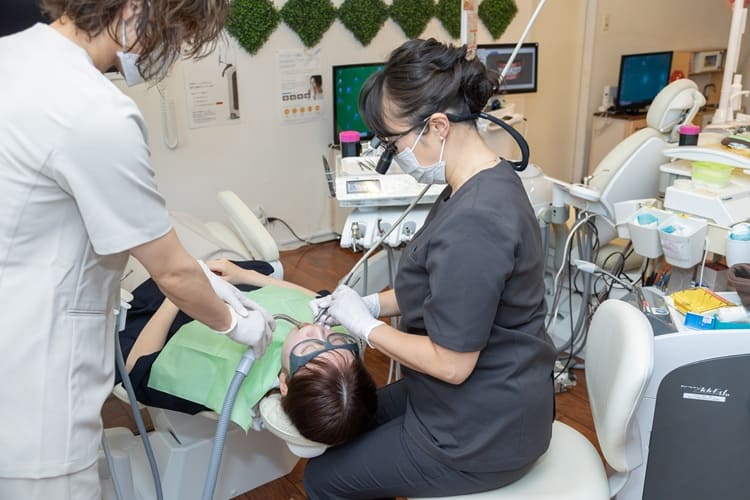 レーザーを用いた虫歯治療