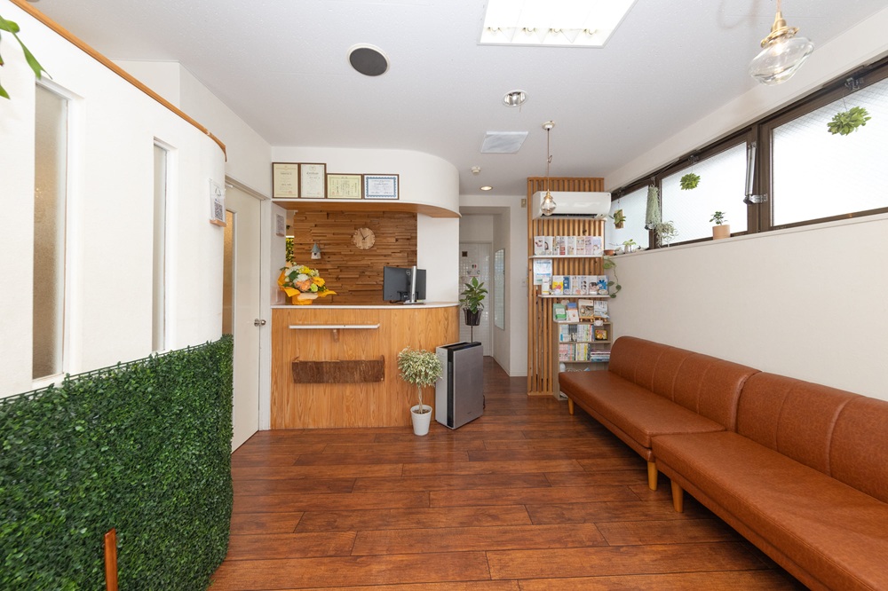 広い待合室あり